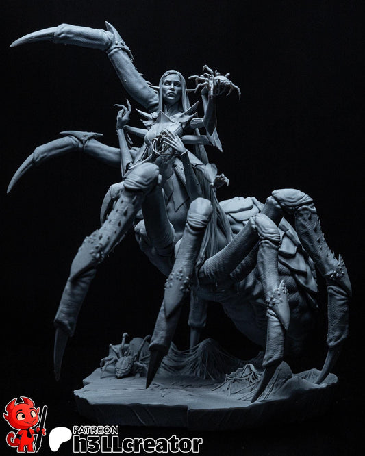 Lolth Figure - Baldur's Gate 3 - resin tabletop miniature alternate angle