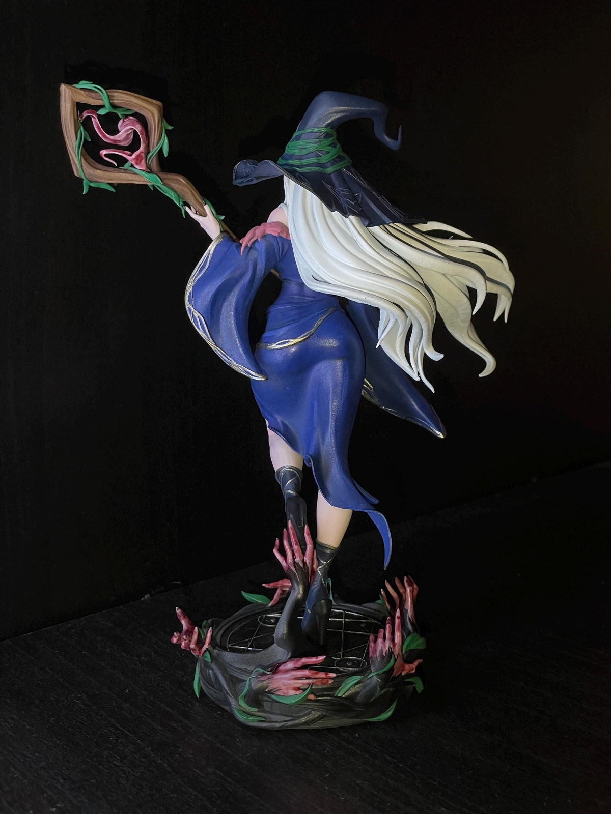 Recluse Figure - Elden Ring Nightreign - paintable tabletop miniature product view