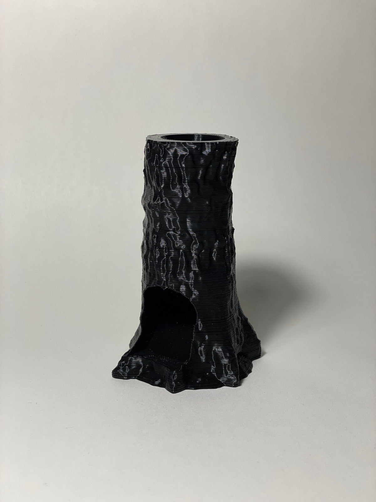 Tree Stump Dice Tower - 3D printed miniature detail view