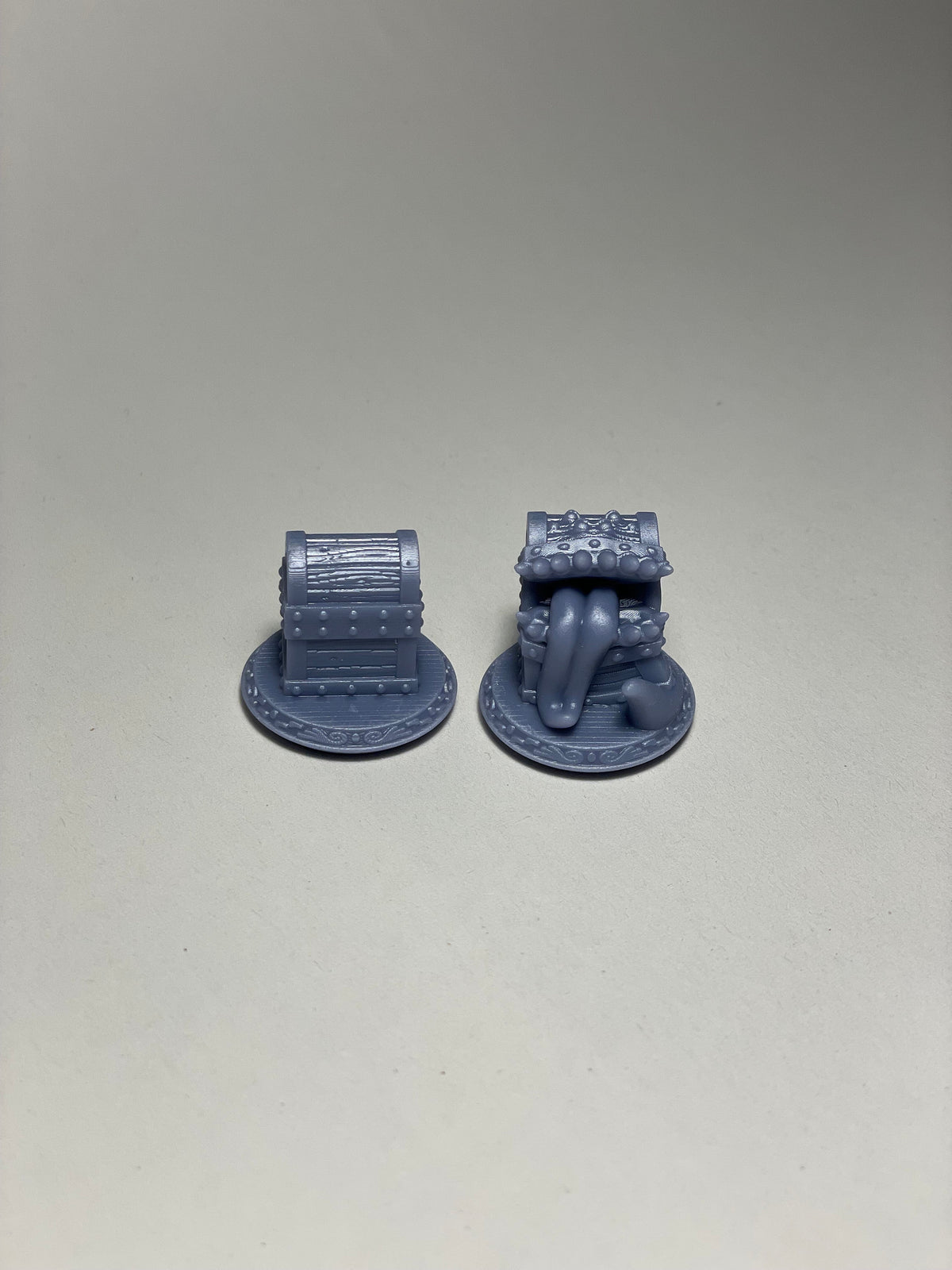 Mimic Chest Miniature - resin tabletop miniature front view