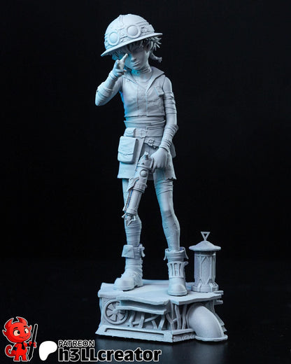 Isha Figure - Arcane - resin tabletop miniature alternate angle