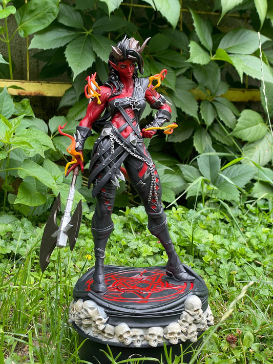 Karlach Figure - Baldur's Gate 3 - resin tabletop miniature alternate angle