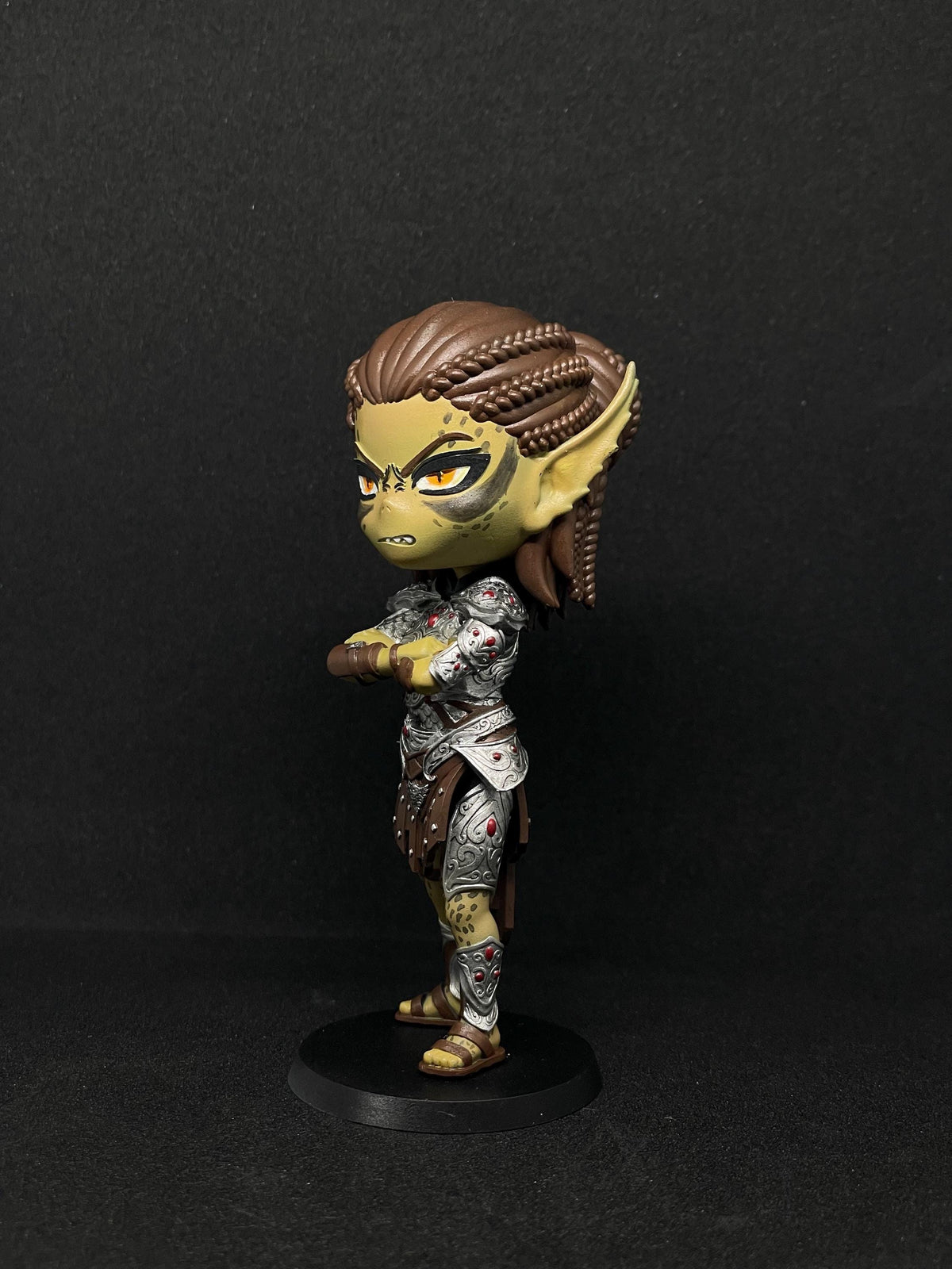 Lae'zel Chibi Figure - Baldur's Gate 3 - resin tabletop miniature alternate angle