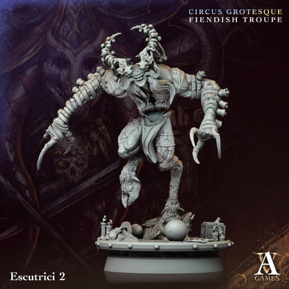 Escutrici Fantasy Miniatures - resin tabletop miniature alternate angle